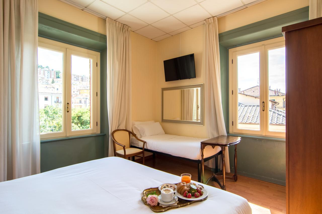 Hotel Della Vittoria Ancona Dış mekan fotoğraf