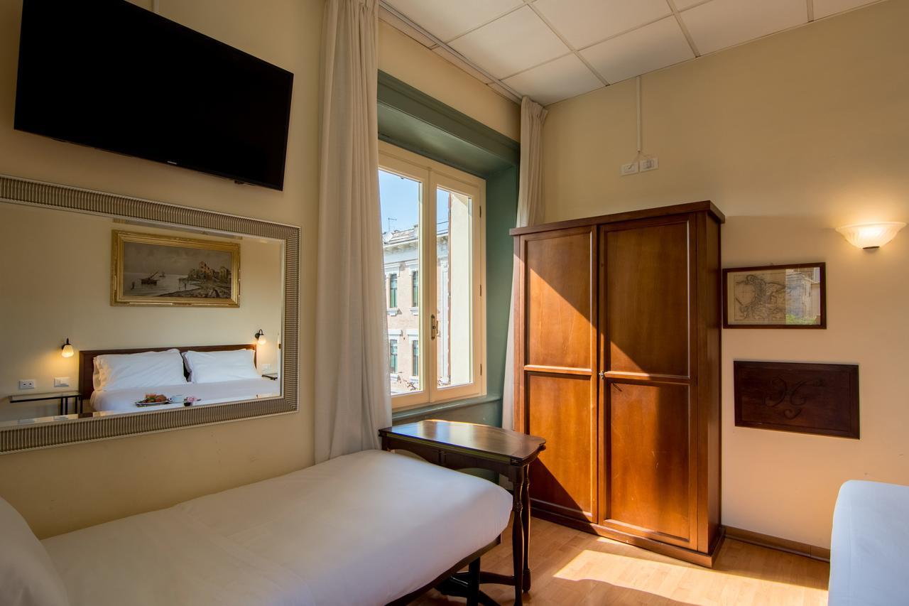 Hotel Della Vittoria Ancona Dış mekan fotoğraf