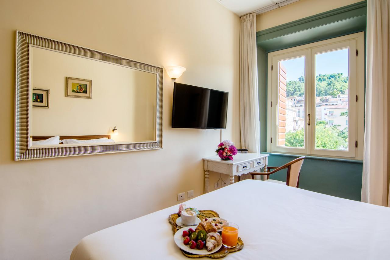 Hotel Della Vittoria Ancona Dış mekan fotoğraf